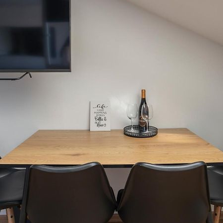 Stylish 2 Room Maisonette Hannover - Contactless Check-In Экстерьер фото