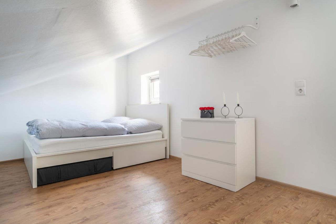 Stylish 2 Room Maisonette Hannover - Contactless Check-In Экстерьер фото